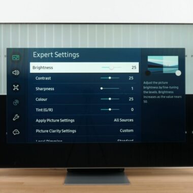 Dynamic Mode vs Standard on the Samsung TV: Comparison