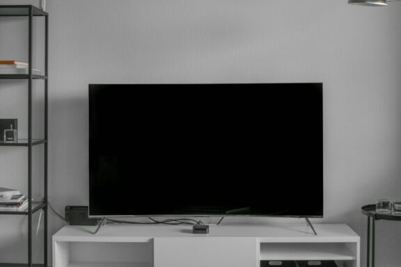 Why Does My Samsung TV Keep Freezing: Solutions Guide